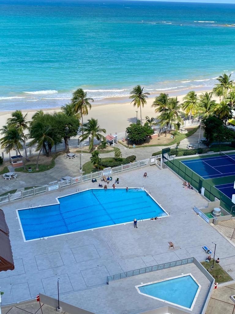 Downtown Beachfront Isla Verde Luxury Apartment San Juan Buitenkant foto