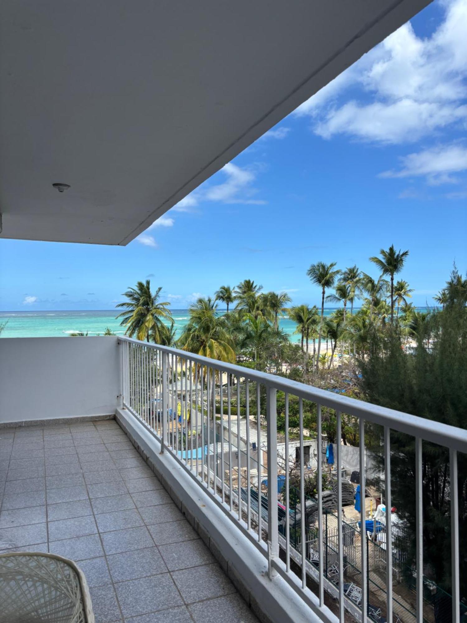 Downtown Beachfront Isla Verde Luxury Apartment San Juan Buitenkant foto